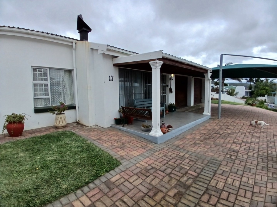 3 Bedroom Property for Sale in Fraaiuitsig Western Cape